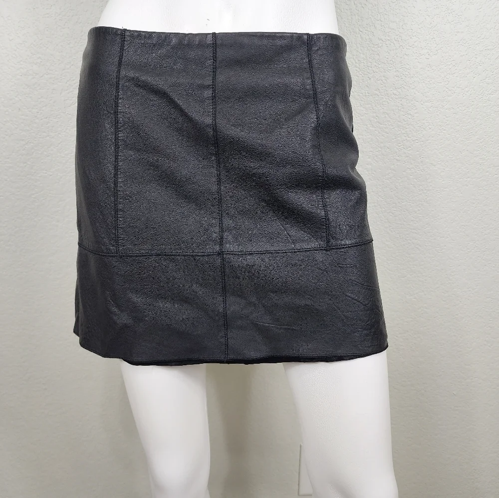 Bebe Leather Streetwear Black Mini Skirt Size 8